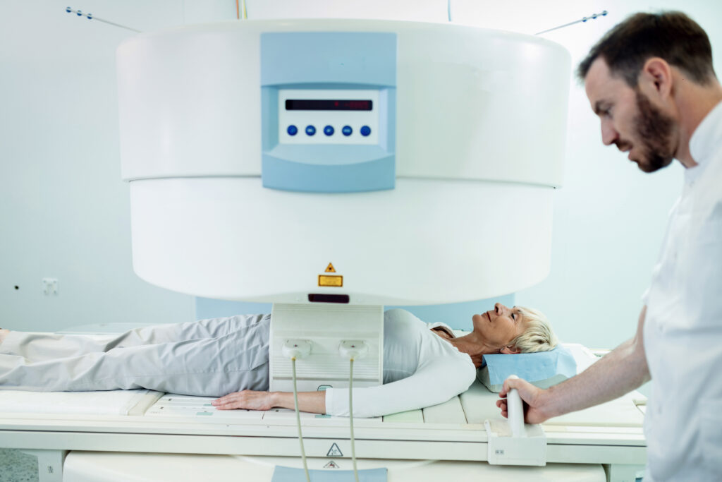 Cross-sectional abdominal imaging in a radiology setting representing the CT and MRI methods that resolve visceral and subcutaneous adipose compartments separately.
